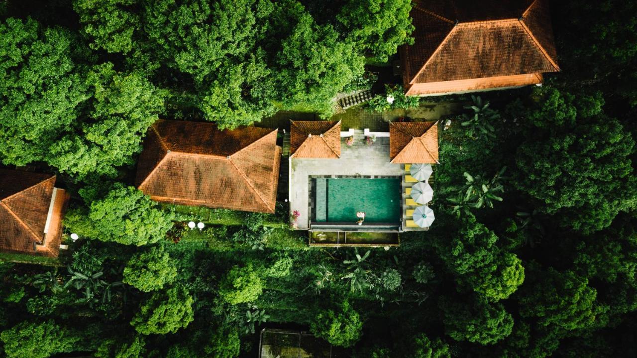 Munduk Sari Resort Luaran gambar