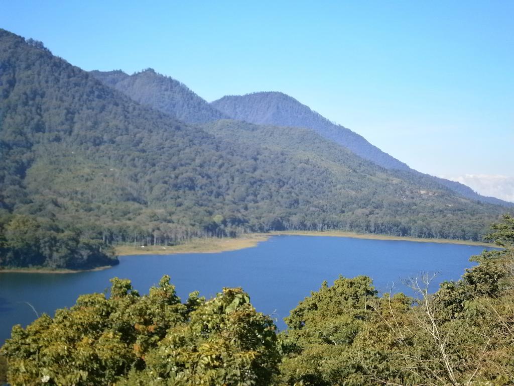 Munduk Sari Resort Luaran gambar